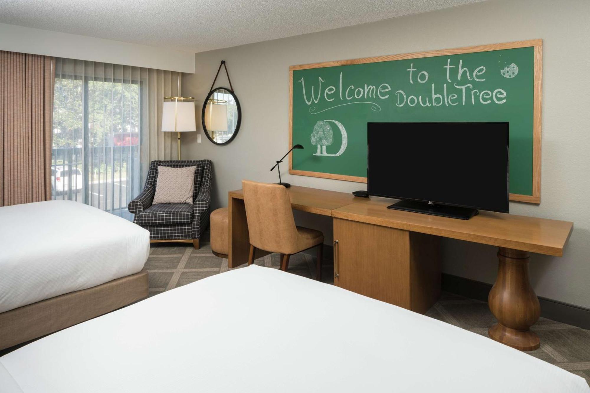 Doubletree By Hilton Гейнсвил Екстериор снимка